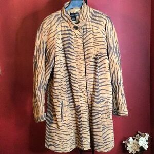 ROBERT LOUIS GENUINE SUEDE COAT SIZE XL*